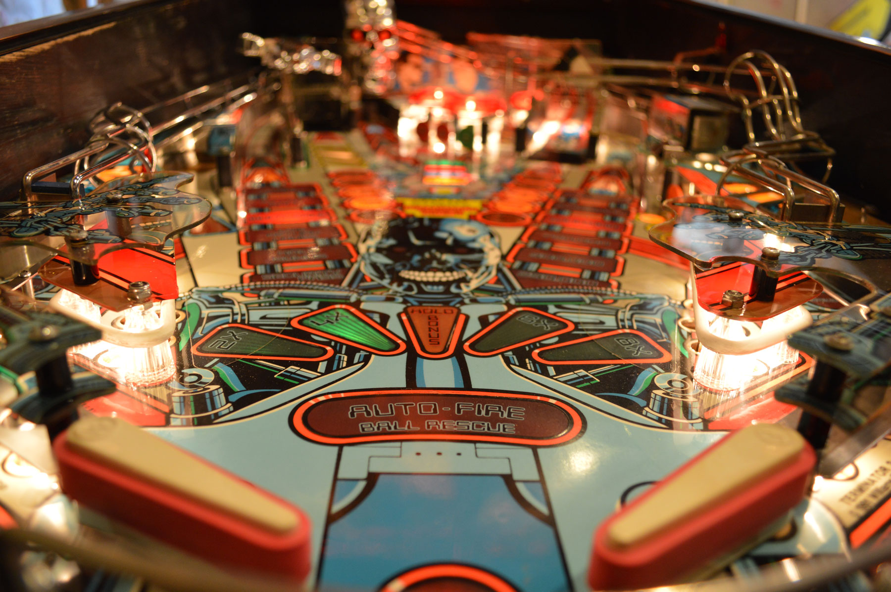 T2-playfield-level-overview-from-flippers-rear-zoom