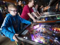 Local pinball wizards ride new wave in game's popularity, and they all have one goal: win | Living | omaha.com