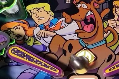 First Look at the New Spooky Scooby Doo Pinball Machine